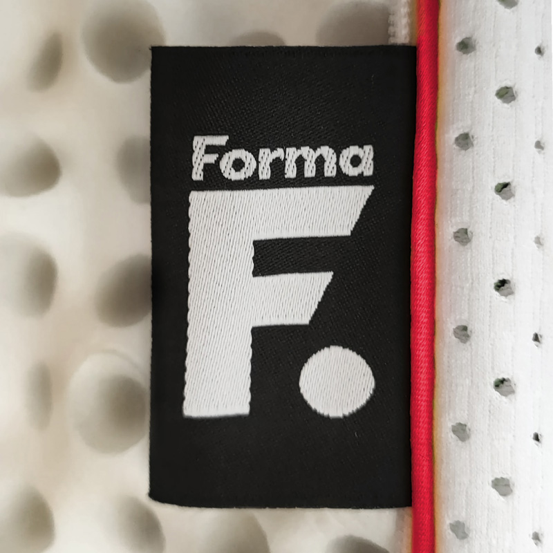 Dettaglio guanciale Red